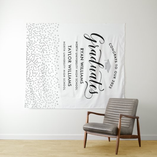 Tenture Félicitations Deux Diplômés Silver Confetti Party (En situation (horizontale))