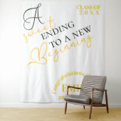 Tenture Félicitations Diplômé(e) 2025 graduation (En situation)