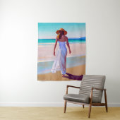 Tenture Femme en blanc sur la plage (En situation)