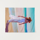 Tenture Femme en blanc sur la plage (Devant (Horizontal))