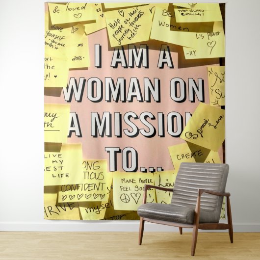 Tenture Femme en mission, motivation (En situation)