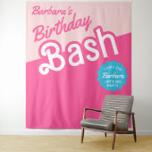 Tenture Fête d'anniversaire de poupée de mode (En situation)