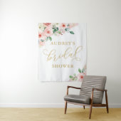 Tenture Fête des mariées florale rose et or (En situation)