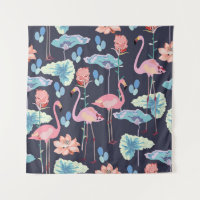 Flamants roses entourés de fleurs de lotus et pro