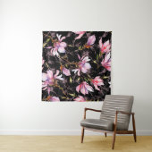 Tenture Fleurs de magnolia rose sur une brindille motif (En situation (horizontale))