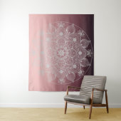 Tenture Fleurs, Feuilles, Dentelle Blanche Floral Mandala (En situation)