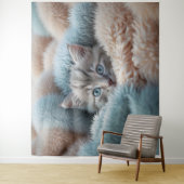 Tenture Fluffy Kitten in a Soft Blanket (En situation)