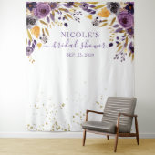 Tenture Fond de décor pour douche de mariée floral pourpre (En situation)