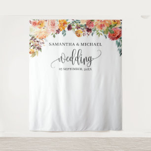 Tenture Fond de mariage floral bordeaux rose bohème