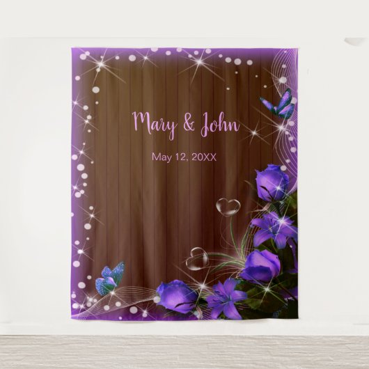 Tenture Fond de mariage floral violet en bois sombre rusti (Devant)