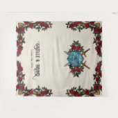 Tenture Fond de mariage RPG avec roses à monogramme D20 (Devant (Horizontal))