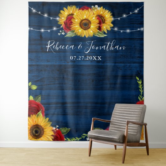 Tenture Fond de mariage rustique en bois avec tournesols r (En situation)