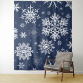 Tenture Fond de Noël à motif de flocon de neige bleu blanc (En situation)