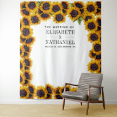 Tenture Fond de photobooth de mariage rustique tournesols (En situation)