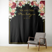 Tenture Fond élégant noir or burgogne blush floral (En situation)