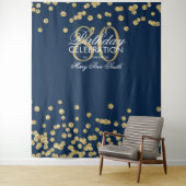 Tenture Fond pour 80e anniversaire or confettis bleu marin (En situation)