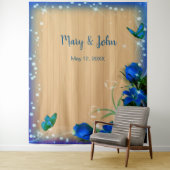 Tenture Fond rustique en bois avec motif floral bleu papil (En situation)