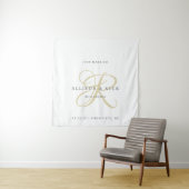 Tenture Gold Minimalistic Monogram Just Married Reception (En situation)