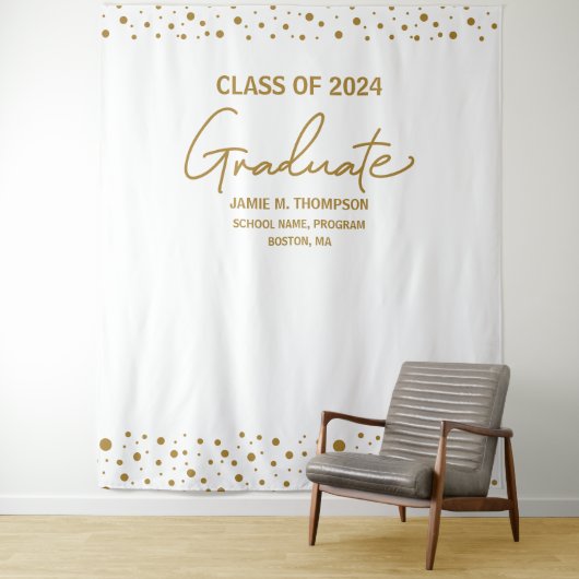 Tenture Gold White Class of 2024 backdrop graduation (En situation)