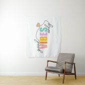 Tenture Good Vibes seulement Rainbow Heart (En situation)