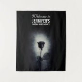 Tenture Goth Black Rose dégoulinant de sang Macabre Annive (Devant)