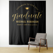 Tenture Graduate Gold Black Graduation Party 2025 (En situation)