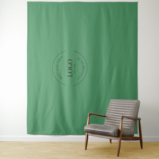 Tenture green Custom Logo backdrop Company branding (En situation)