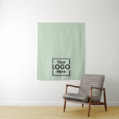 Tenture Green Table Runner Banner Business Logo Events (En situation)