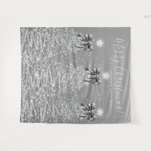 Tenture Holiday Backdrop Silver Christmas Trees w/ Bows (Devant (Horizontal))
