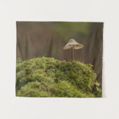 Tenture Impression d'art de champignon serein dans une for (Devant (Horizontal))