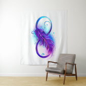 Tenture Infinity with purple feather (En situation)