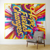 Tenture "Inspiring Resilience" (En situation (horizontale))