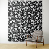 Tenture Joli noir fleurs blanches motif (En situation)