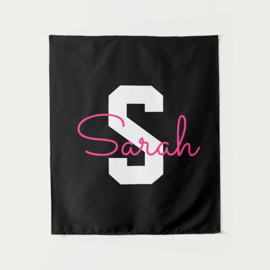 Tenture Joli nom et monogramme | Noir Blanc et Rose (Devant)