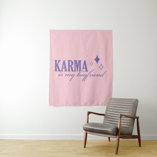 Tenture Karma est mon petit ami (En situation)