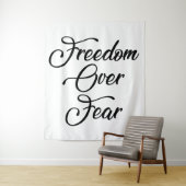 Tenture La liberté face à la peur (En situation)