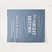 Tenture La nuit avant le Mariage signe Dusty Blue fond (Devant (Horizontal))