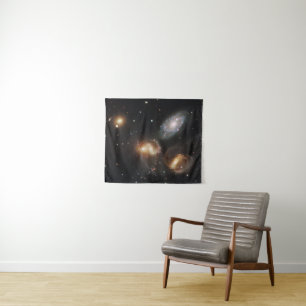 Tenture La quintette de Stephan : Une épave galaxie galact
