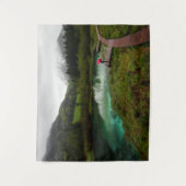Tenture Lac vert parapluie rouge (Devant)