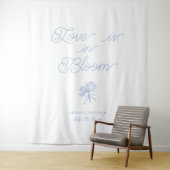 Tenture L'amour est en fleurs. Hydrangea Bleu pour une Bab (En situation)