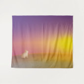 Tenture Lapin blanc mignon sur une colline herbeuse au lev (Devant (Horizontal))