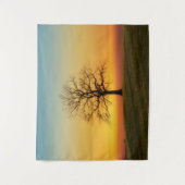 Tenture L'arbre majestueux au paysage du coucher du soleil (Devant)