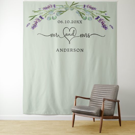 Tenture Lavande sauge vert M. mrs coeur mariage photo (En situation)