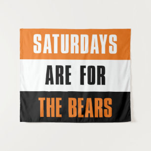 Tenture Les samedis sont pour The Bears, Université Mercer