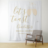 Tenture Let's Toast Bridal Shower Gold Backdrop (En situation)