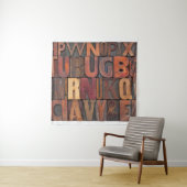 Tenture lettres de l'alphabet aléatoire - letterpress vint (En situation)