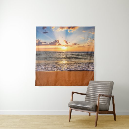 Tenture Lever d'océan, horizon bleu profond. (En situation)