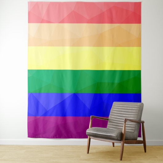 Tenture LGBT drapeau arc-en-ciel lignes motif de maillage  (En situation)
