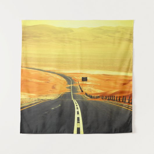 Tenture Liwa Oasis Asphalt Road, Dunes. (Devant)