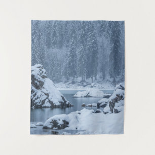 Tenture Lourde chute de neige lac Fusine, Italie
